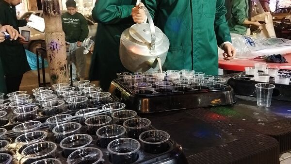 گذری بر فعالیت چایخانه امیر المومنین در شب میلاد حضرت مهدی ( عج)