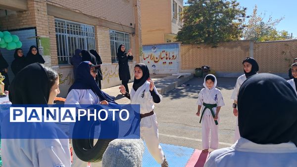 نشاط و رقابت در دبیرستان شاهد فارسان