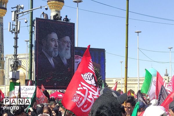  وداع با رهبر شهید در جوار بارگاه رضوی
