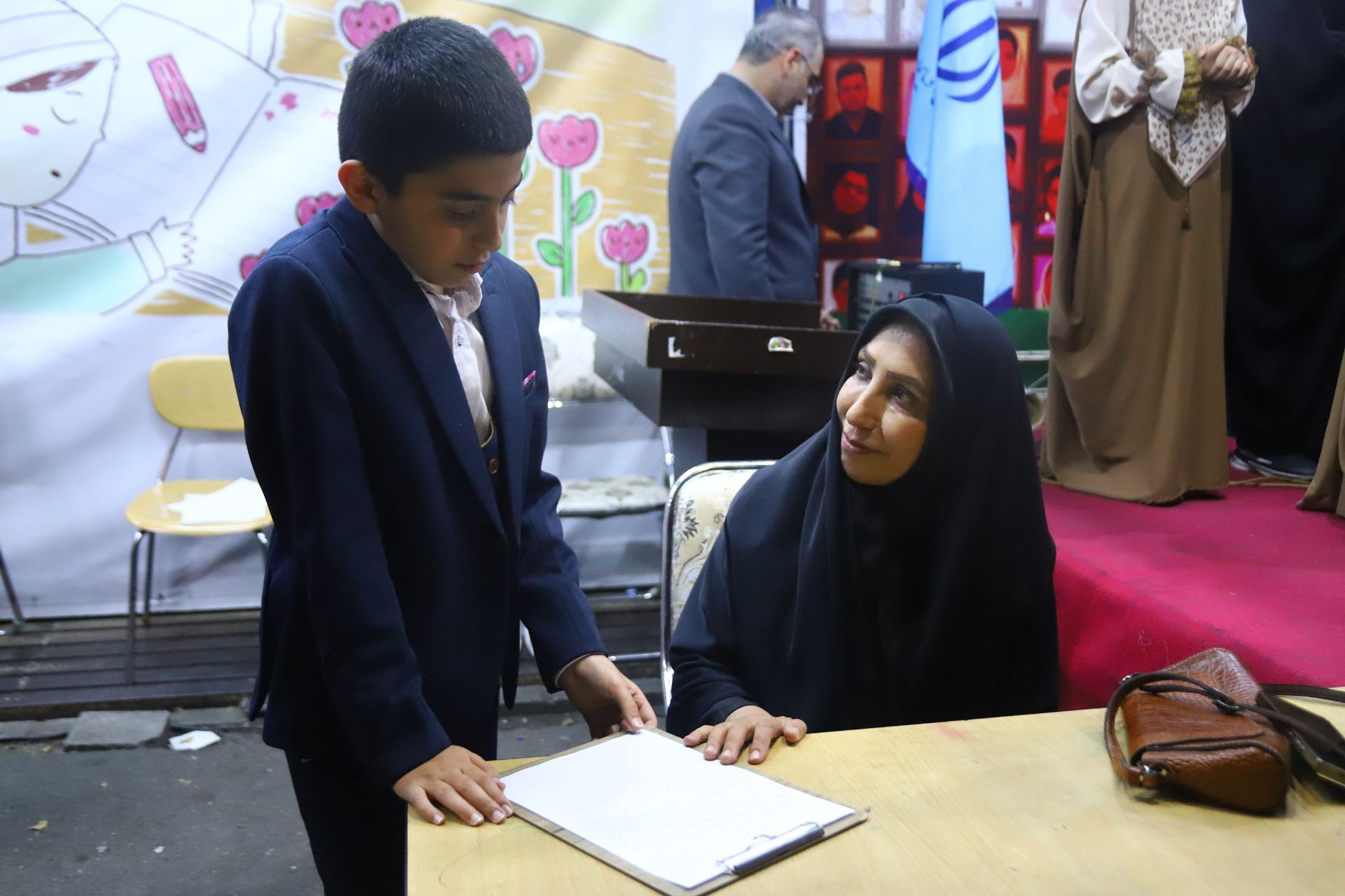 از مشاوره تا فعالیت های تشکیلاتی در موکب آموزش و پرورش نواحی پنجگانه تبریز