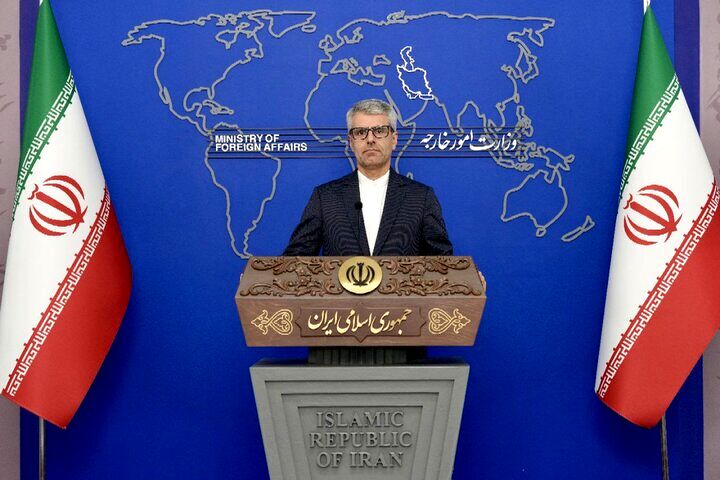 واکنش سخنگوی وزارت خارجه به اظهارات رئیس جمهور فرانسه درباره مکانیسم ماشه
