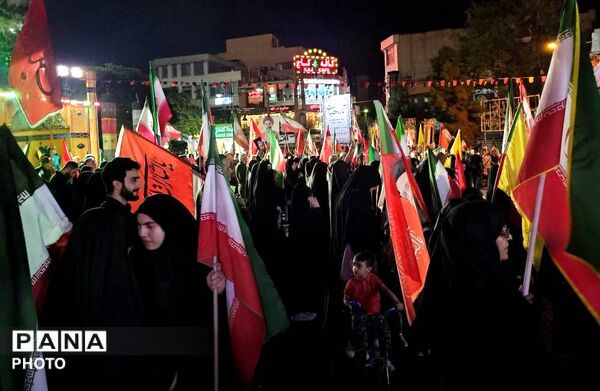 وقتی تمام شهر، رنگ سوگ او را به خود می‌گیرد