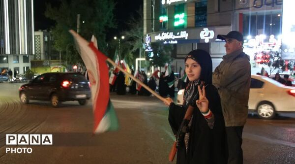 ایران حسین تا ابد پیروز است