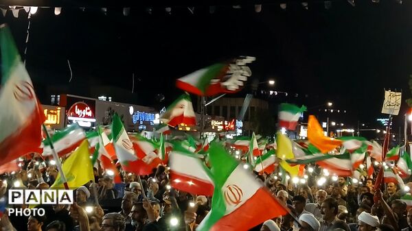 گوش به فرمان رهبریم