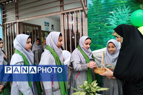 مدارس ورامین در سالروز ولادت حضرت زهرا(س) غرق در شور و جشن 