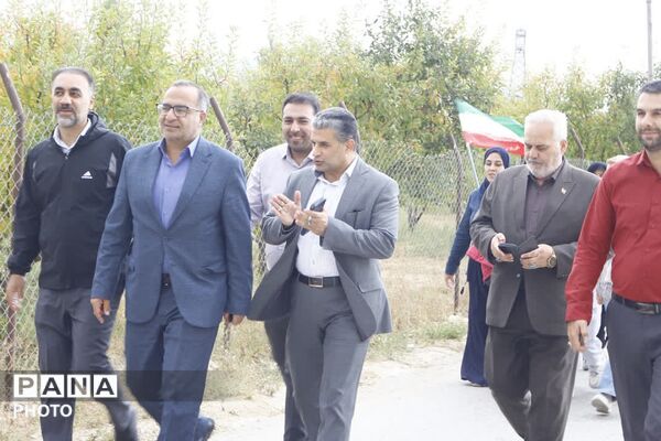  پیاده‌روی خانوادگی و جشنواره‌های بومی به مناسبت هفته تربیت‌بدنی در فیروزکوه