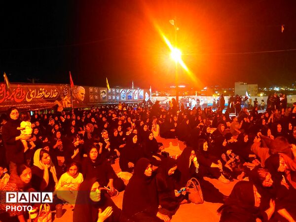آیین سوگواری شب‌های محرم در هیئت مکتب‌الزهرا(س) حاجی‌آباد