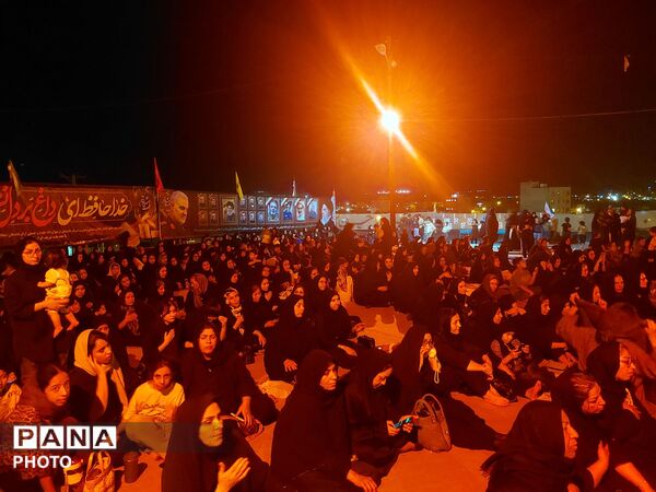 آیین سوگواری شب‌های محرم در هیئت مکتب‌الزهرا(س) حاجی‌آباد