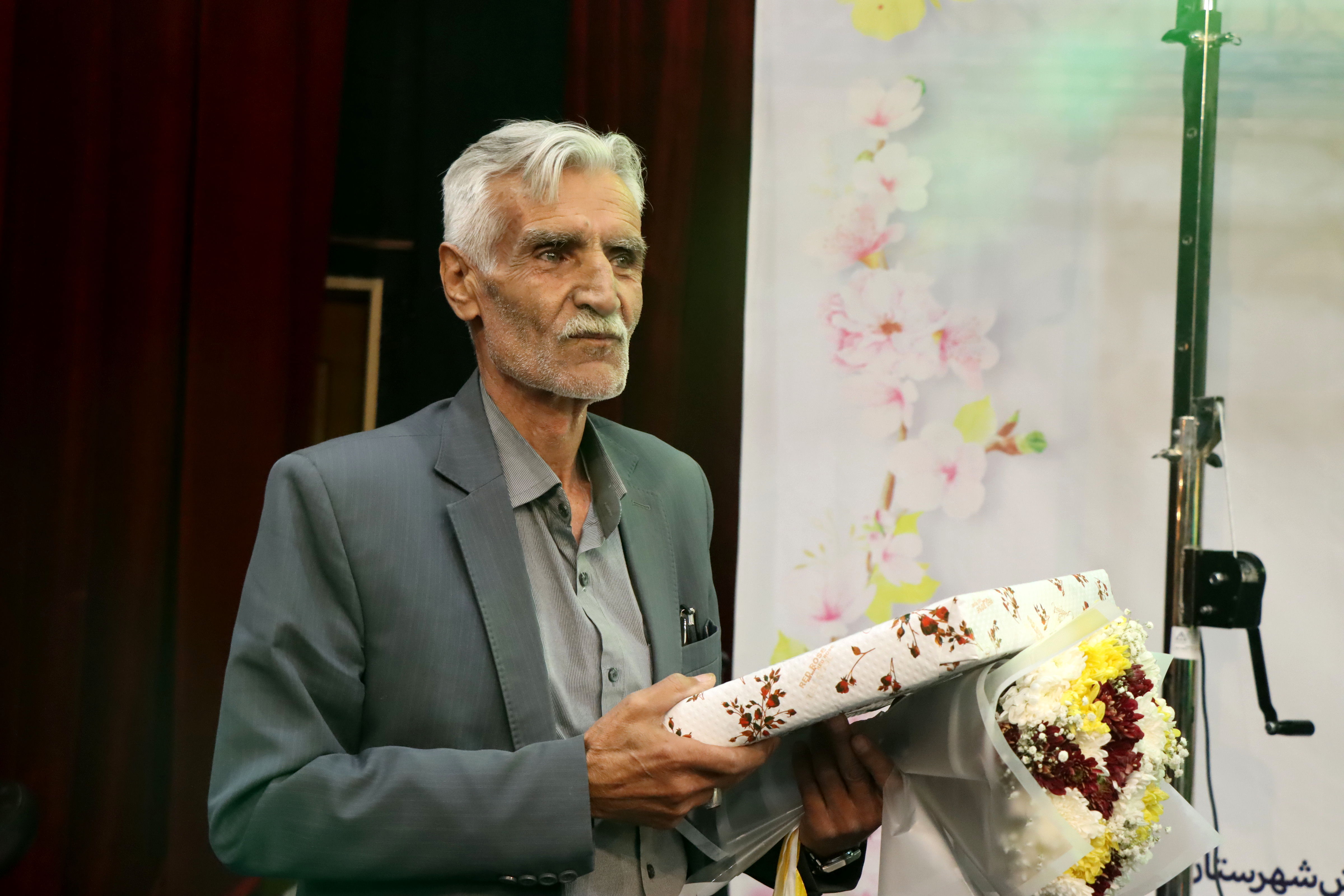 فرهنگسرای بروجن، میزبان ستایش‌گران دانش