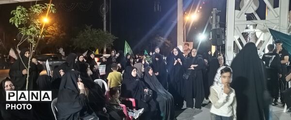 شب چهارم ماه محرم همزمان با اجتماعات شبانه مردم در مشهد