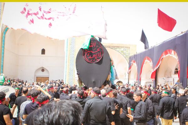 مراسم عاشورای حسینی در مشهد اردهال کاشان