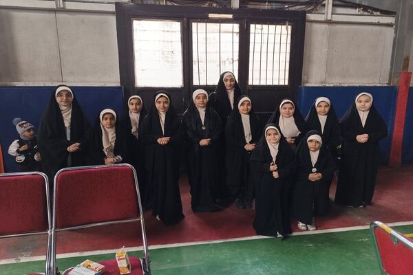 اختتامیه جشنواره‌های فجر ۱۴۰۳ شهر قیامدشت ری یک