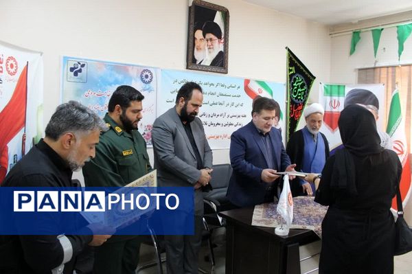 تجلیل از مددجویان و پرسنل بهزیستی‌ اشتهارد