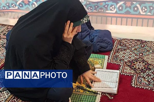 طنین انداز شدن اولین دعای ندبه در مصلی اسلامشهر