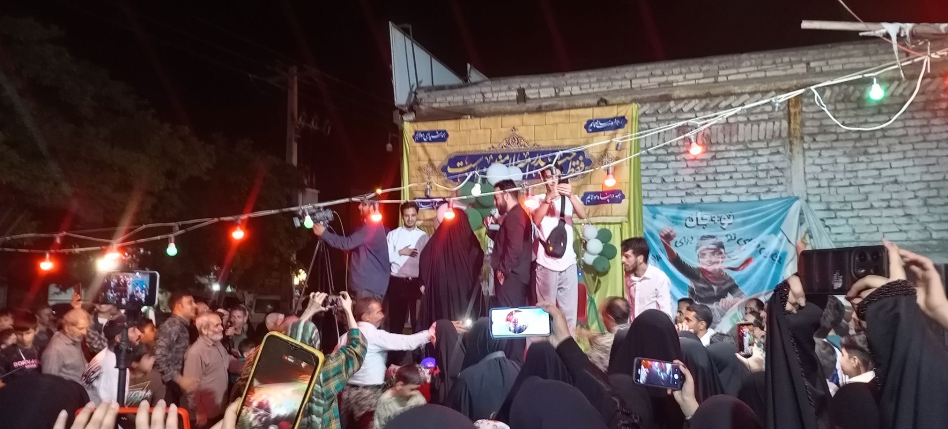 جشن ازدواج دو زوج در میادین مشهد