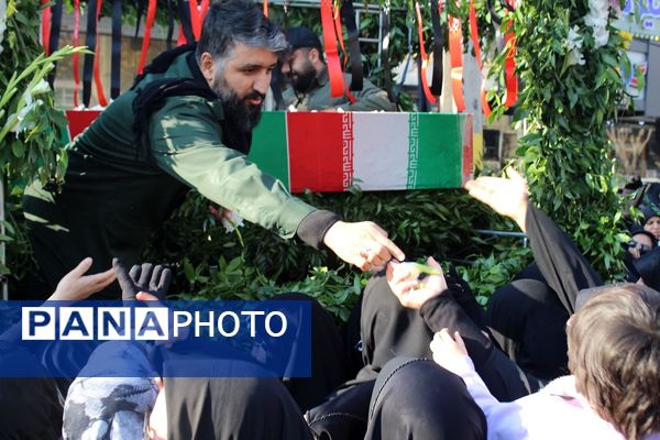 مراسم تشییع پیکر پاک شهدای‌ گمنام در فردیس 