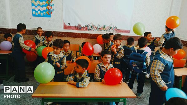 جشن شکوفه‌ ها؛ آغاز یک مسیر تازه برای کلاس اولی‌ ها
