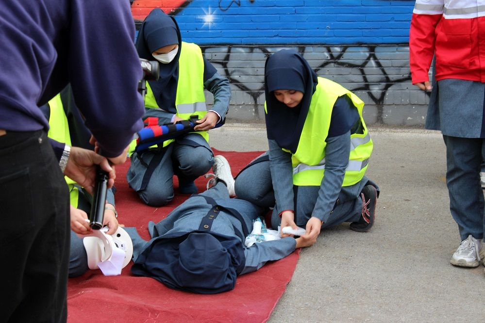 آیین متمرکز استانی مانور سراسری زلزله در دبیرستان اهل بیت (ع)  استان البرز