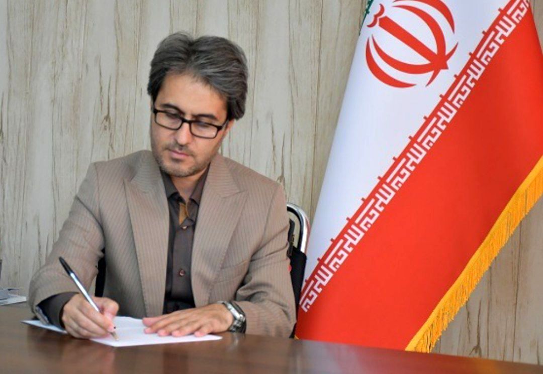 دبیر بیرجندی رتبه اول جشنواره کشوری «هنر محیطی در مدارس» را کسب کرد