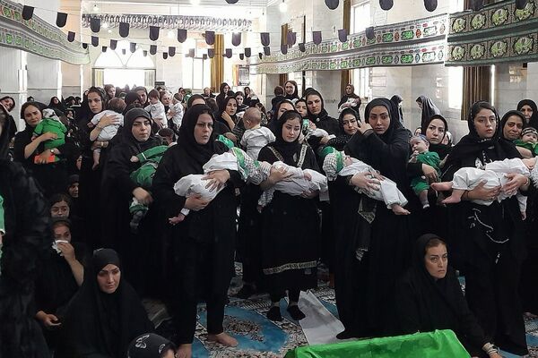 حضور شیرخوارگان در حسینیه صباشهر شهریار