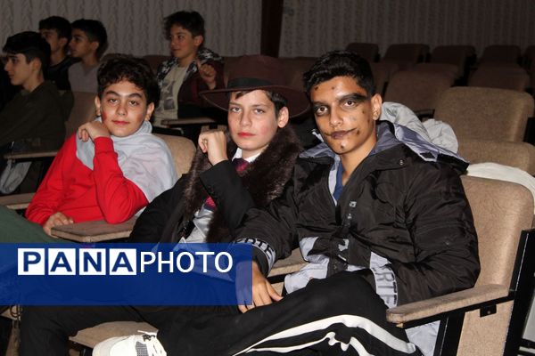 چهل و چهارمین جشنواره فرهنگی و هنری در رشته عروسکی و صحنه ای و خیابانی در نیشابور