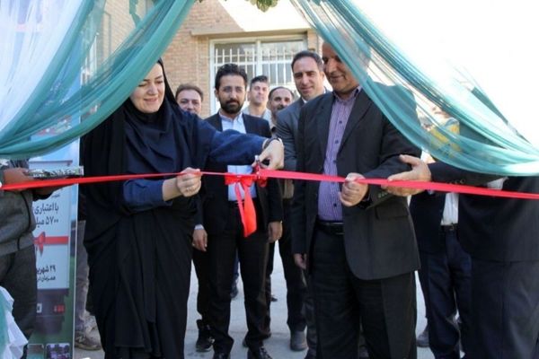 چمن مصنوعی هنرستان ماندگار وحدت تبریز در قالب طرح «میدان همدلی» به بهره برداری رسید