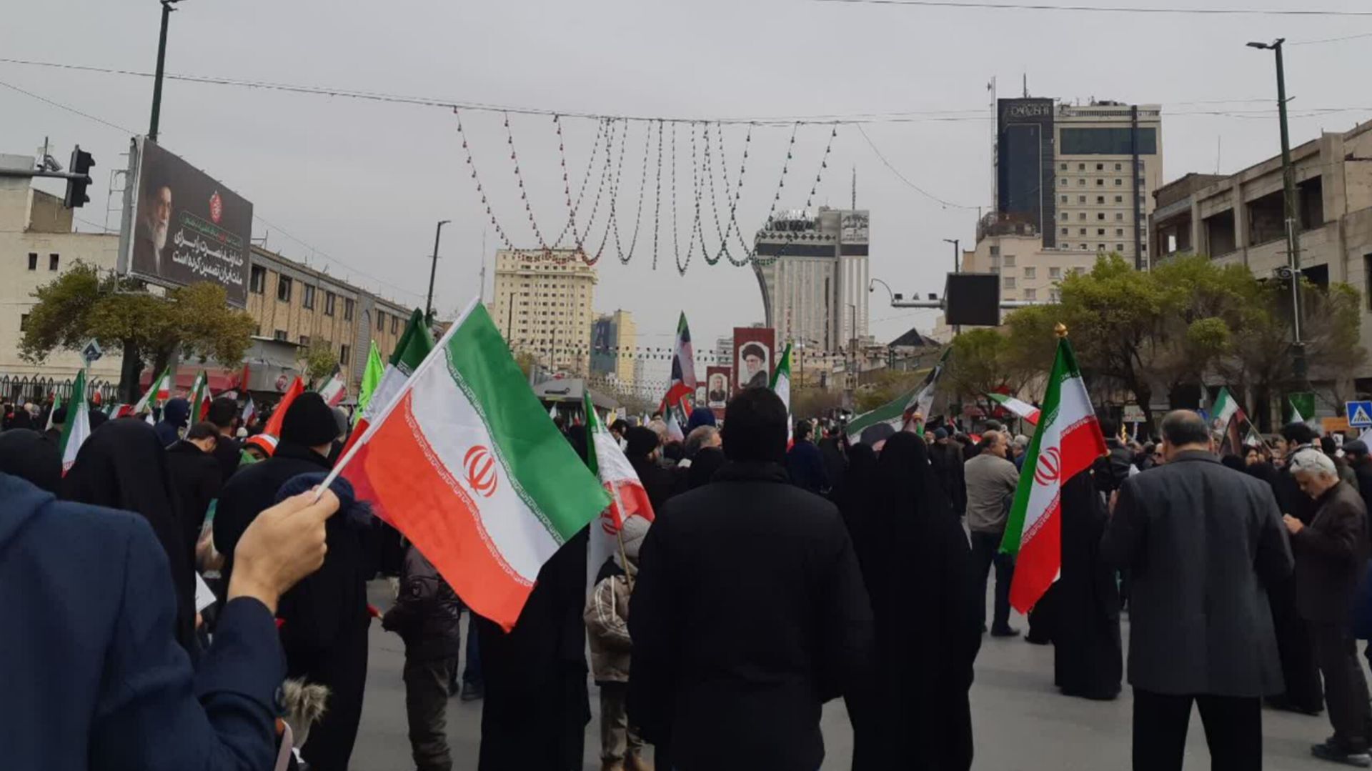 خروش مردمان مشهدی در راهپیمایی حماسی روز قدس 