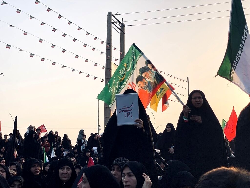 دریای خروشان جمعیت در سوگ «امام شهید امت» قم