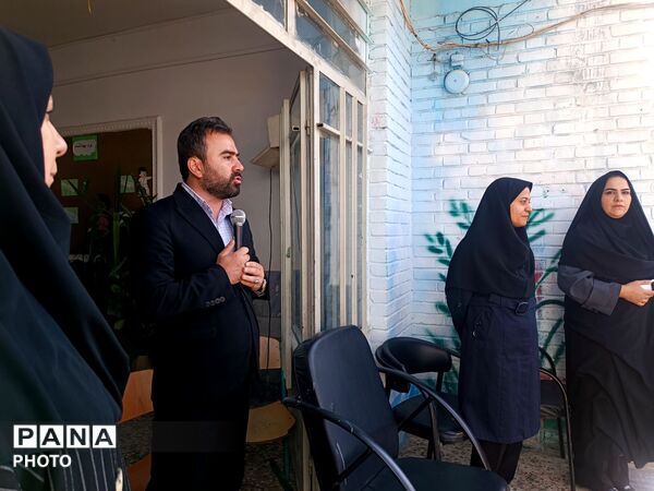  آغاز اجرای طرح (هر دانش آموز یک مهارت) با انتخاب مهارت توسط دانش آموزان مدرسه رسالت 