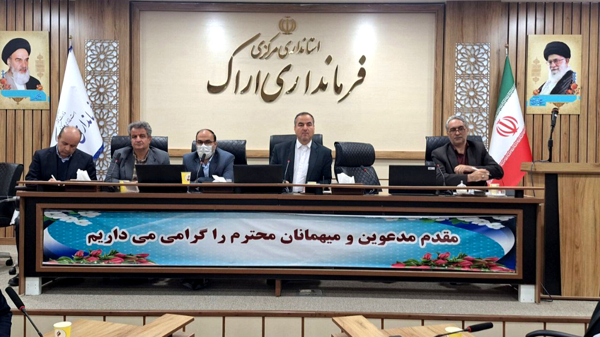 بررسی مسائل جامعه کار و تولید در نشست ویژه تشکل‌های کارگری با فرماندار اراک