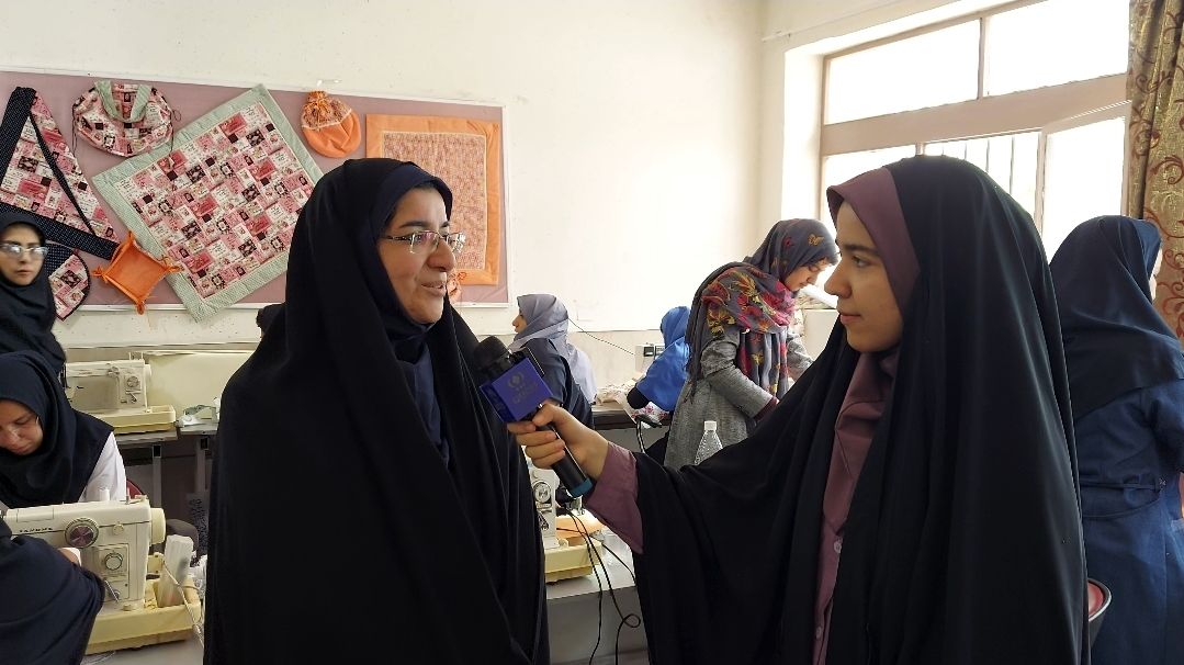 ایجاد خودکارآمدی و تقویت اعتماد به نفس از اهداف اصلی جشنواره‌های مهارتی 
دانش‌آموزی است