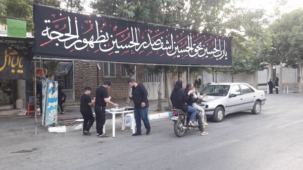 خدمت‌رسانی موکب ریحانه الحسین شهرستان شازند
