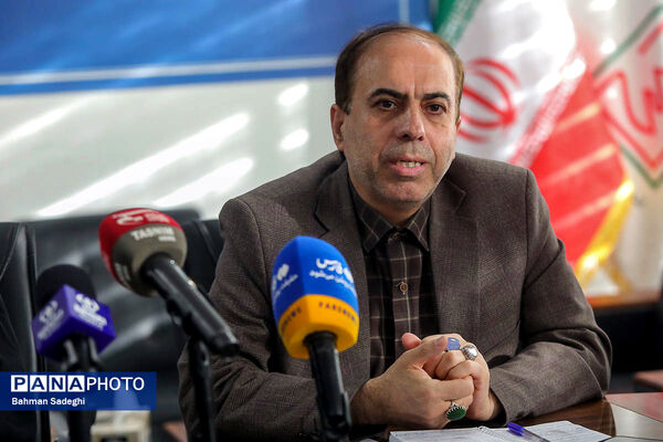 نشست خبری دومین جشنواره ملی طراحی و دوخت لباس دانش‌آموزی