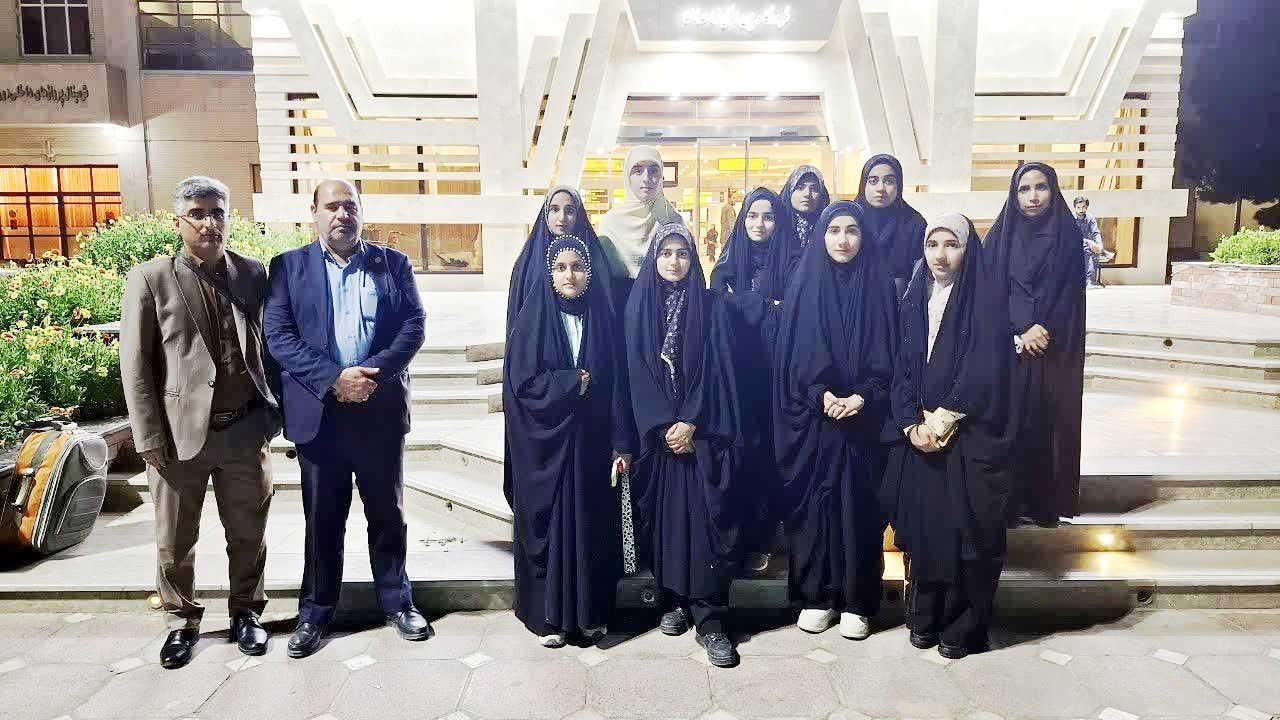 دانش آموزان خبرنگار سیستان‌و‌بلوچستان به اردوی ملی خبرنگاری اعزام شدند