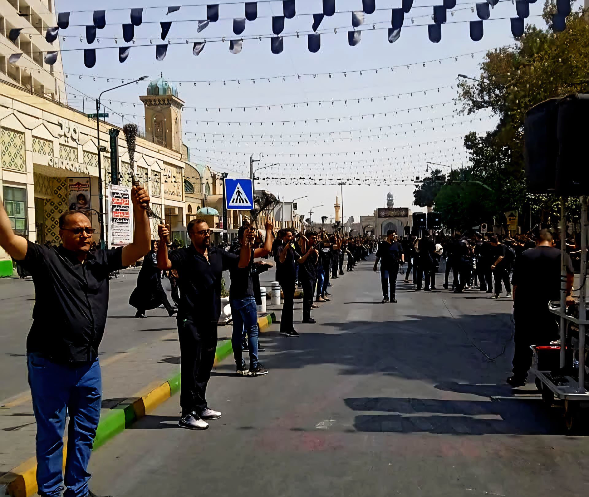 در حرم امام رضا (ع)، جوهره‌ای از نور و محبت قرار دارد