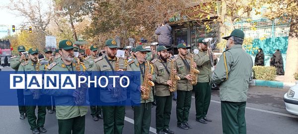 تشییع و تدفین پیکر شهید گمنام در اداره کل آموزش و پرورش شهر تهران