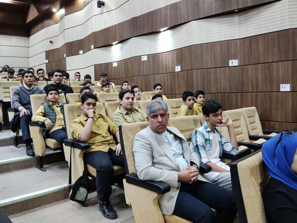اختتامیه جشنواره نوجوان خوارزمی و تقدیر از برترین های مقطع متوسطه اول 