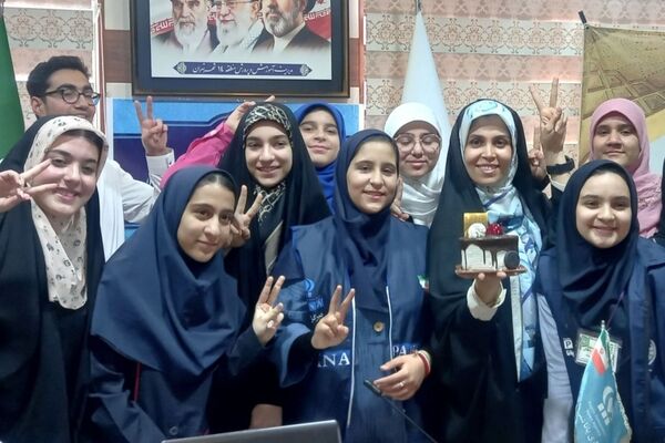تجلیل از خبرنگاران فعال پانا در منطقه ۱۴؛ گام تازه برای توسعه آموزش‌های تخصصی رسانه‌ای دانش‌آموزان