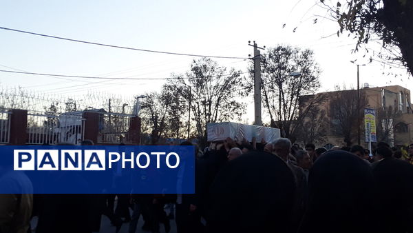 در آغوش خاک؛ یادواره شهیدان گمنام