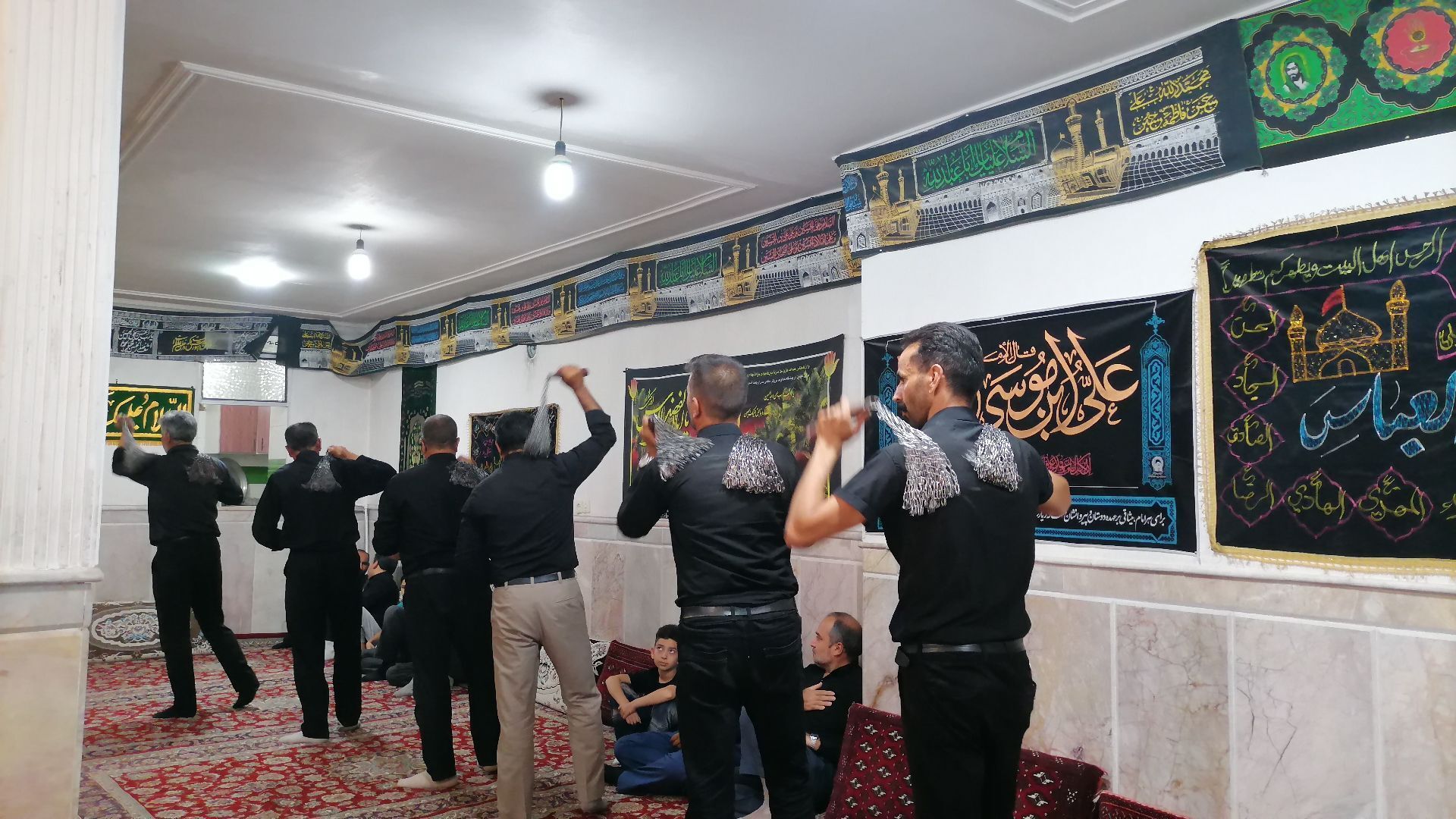 هیئت زنجیر زنی و عزاداری تکیه ابوالفضلی در شب هفتم ماه محرم
