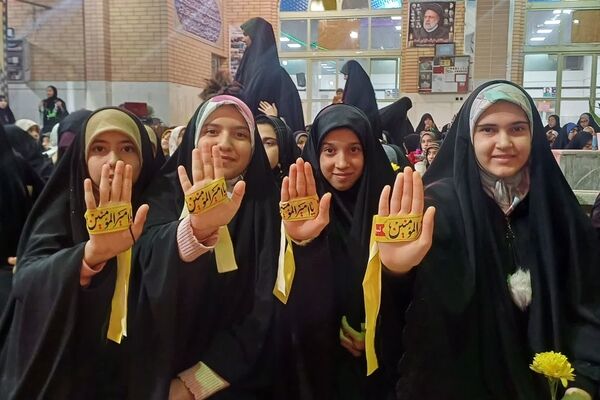 مراسم معنوی اعتکاف در مجموعه رستگاران شهرستان برخوار  