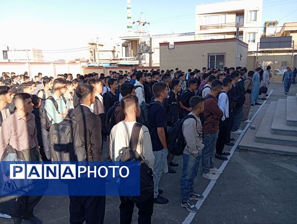 جشن پرشور آغاز سال تحصیلی در مدرسه نمونه دولتی زانست بانه