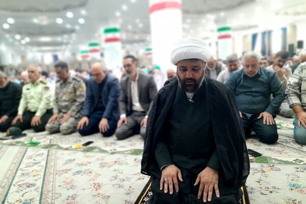 حضور خدام حرم حضرت معصومه (س) در باقرشهر 