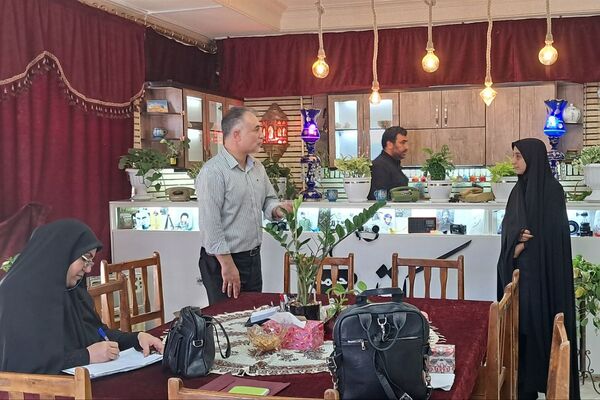 بازدید سرگروه کیفیت بخشی فعالیت‌های پرورشی استان از مدارس ناحیه دو شهرری 