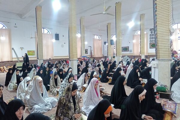 اعتکاف دانش‌آموزی درشهرستان مرزی پارس آباد 