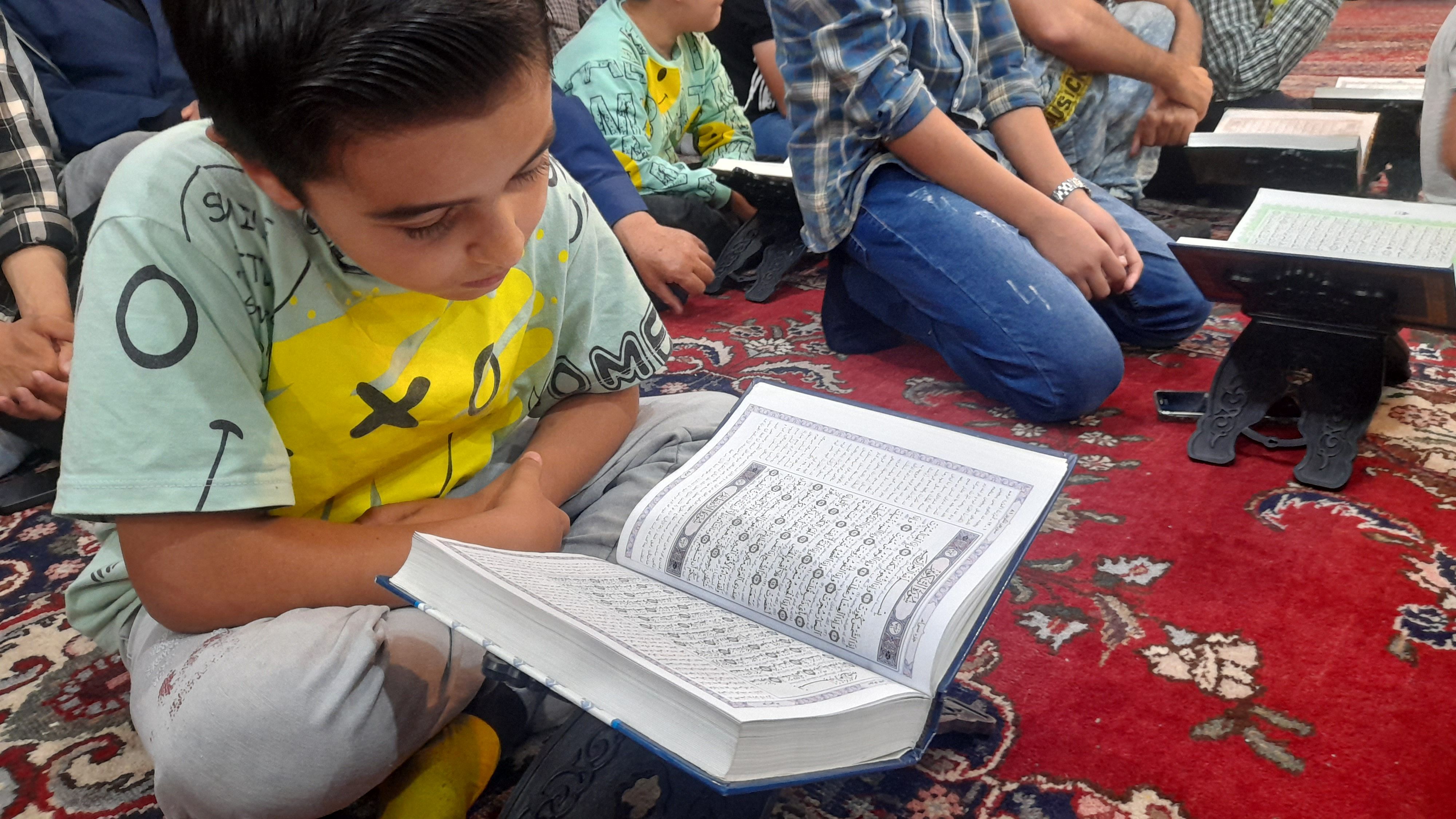 برگزاری مراسم عصری با قرآن در شهرستان تفرش