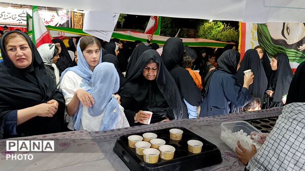 تجمع مردم پلدختر در میادین و خیابان ها به مناسبت چهلمین روز درگذشت رهبر انقلاب 