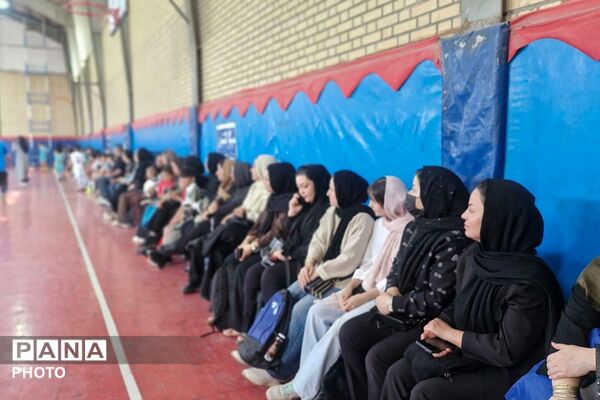 جشنواره فرهنگی ورزشی «میدان پویا» در سالن شهدای فرهنگیان منطقه فشافویه