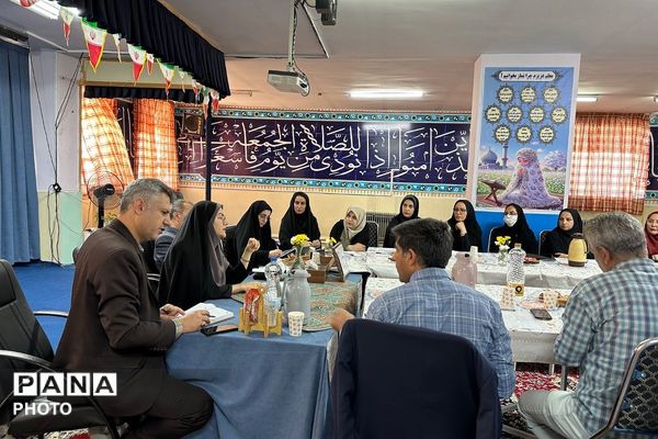 از تصمیم تا اجرا و بازتاب حضور مدیران در نشست راهبردی جدید در دبستان سمیه