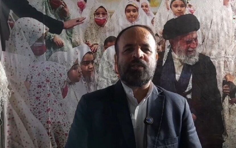 برپایی غرفه‌های فرهنگی و هنری در مسیر راهپیمایی کودکان جلوه‌ای از نشاط، همدلی و استعدادهای کودکان است 